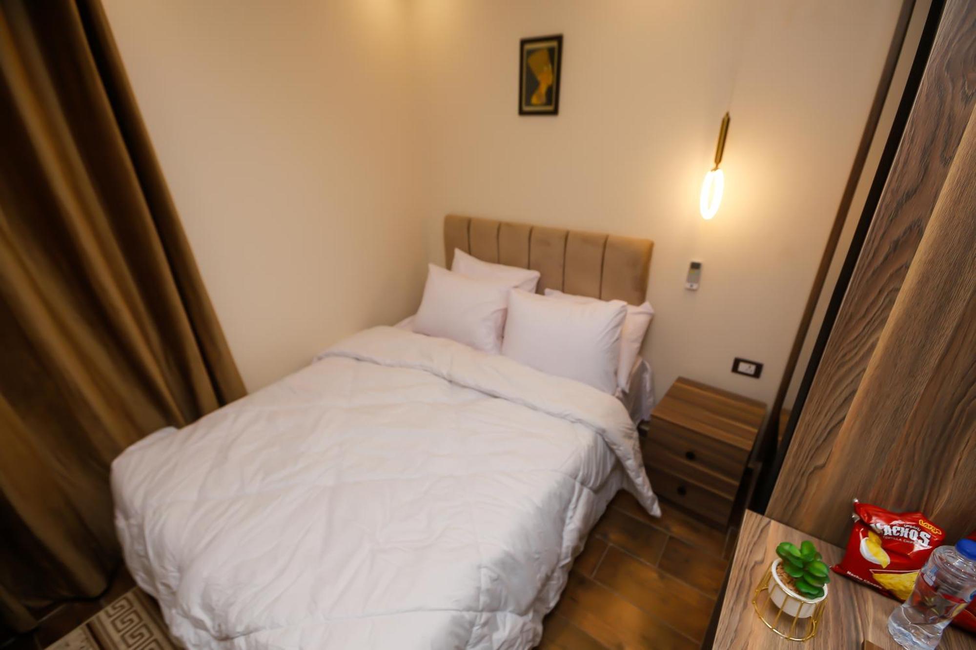 Nazlet el-Sîsi Imperial Pyramids Heights View Bed & Breakfast エクステリア 写真