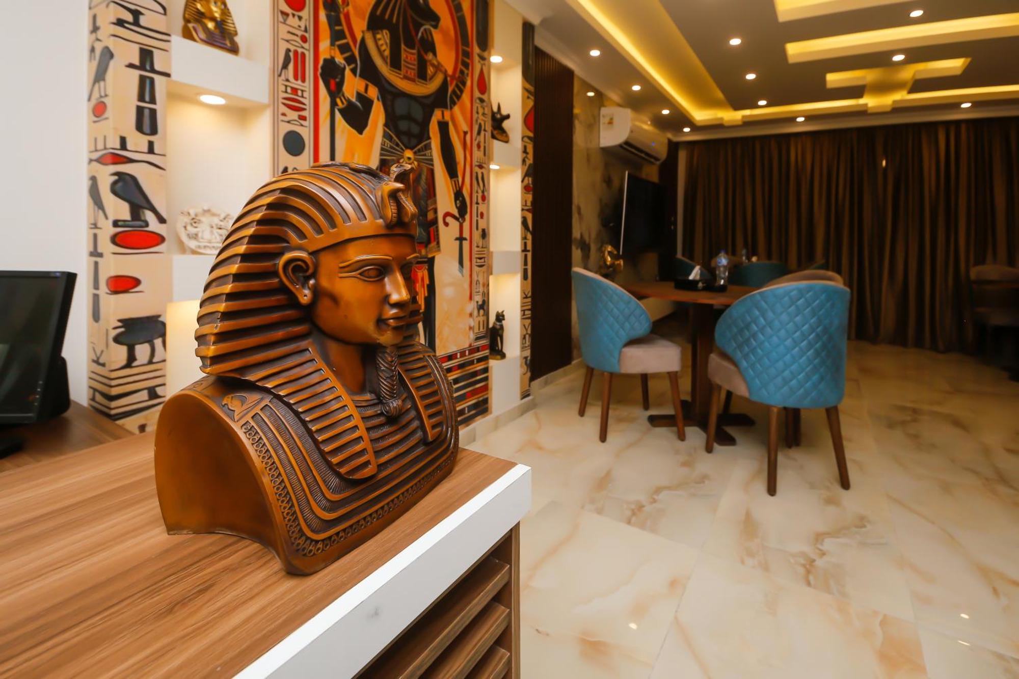 Nazlet el-Sîsi Imperial Pyramids Heights View Bed & Breakfast エクステリア 写真