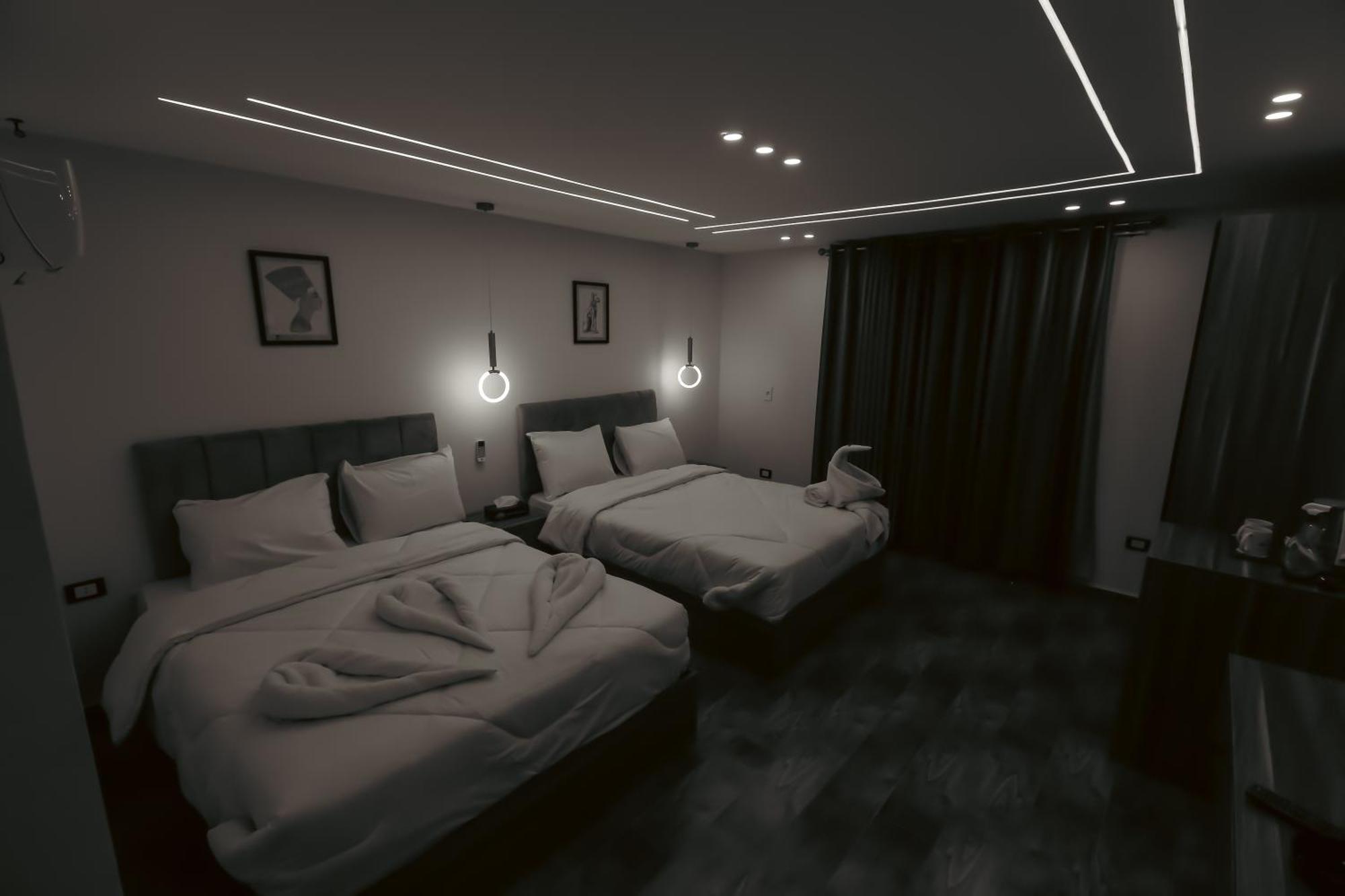 Nazlet el-Sîsi Imperial Pyramids Heights View Bed & Breakfast エクステリア 写真