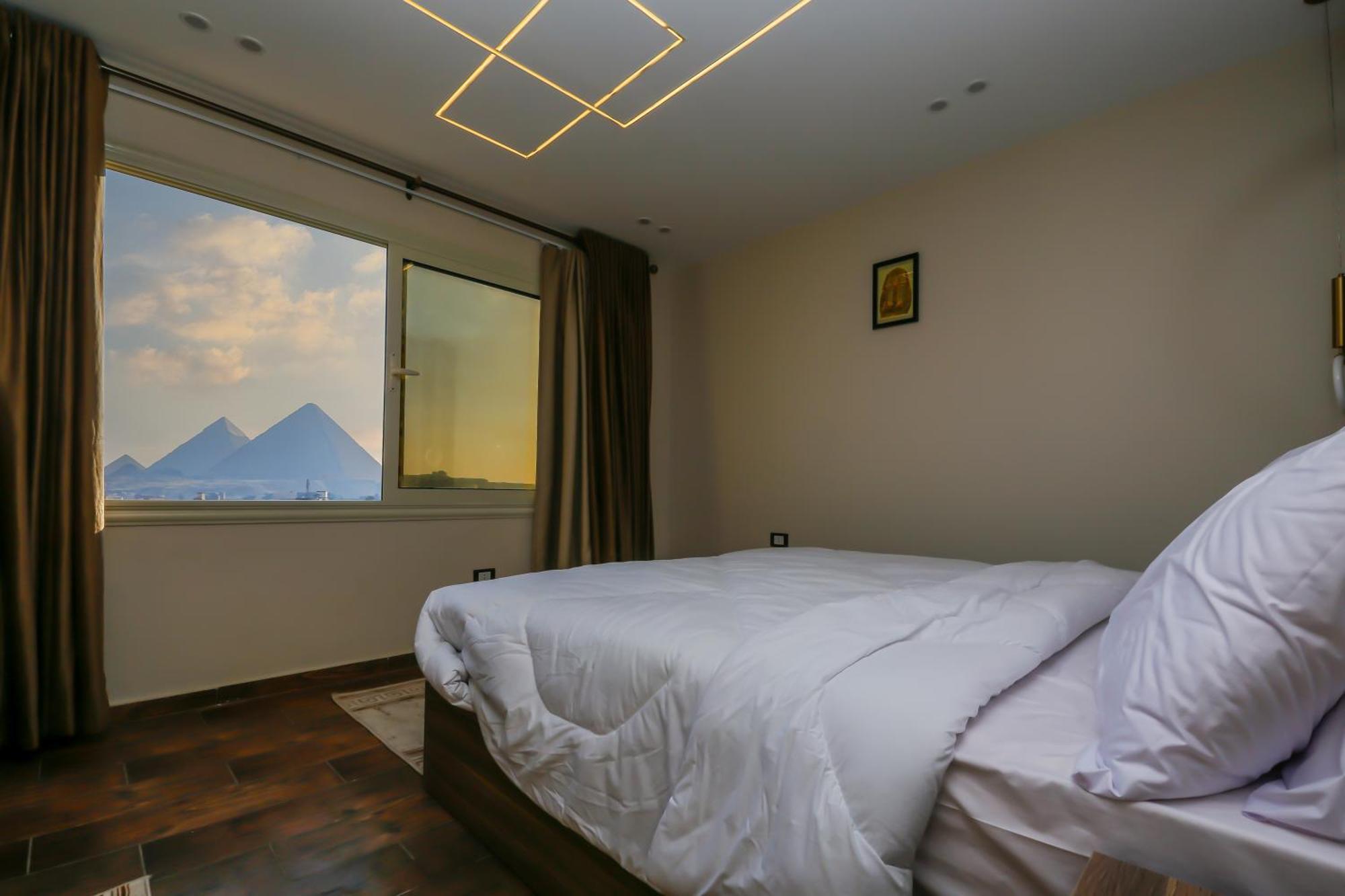 Nazlet el-Sîsi Imperial Pyramids Heights View Bed & Breakfast エクステリア 写真