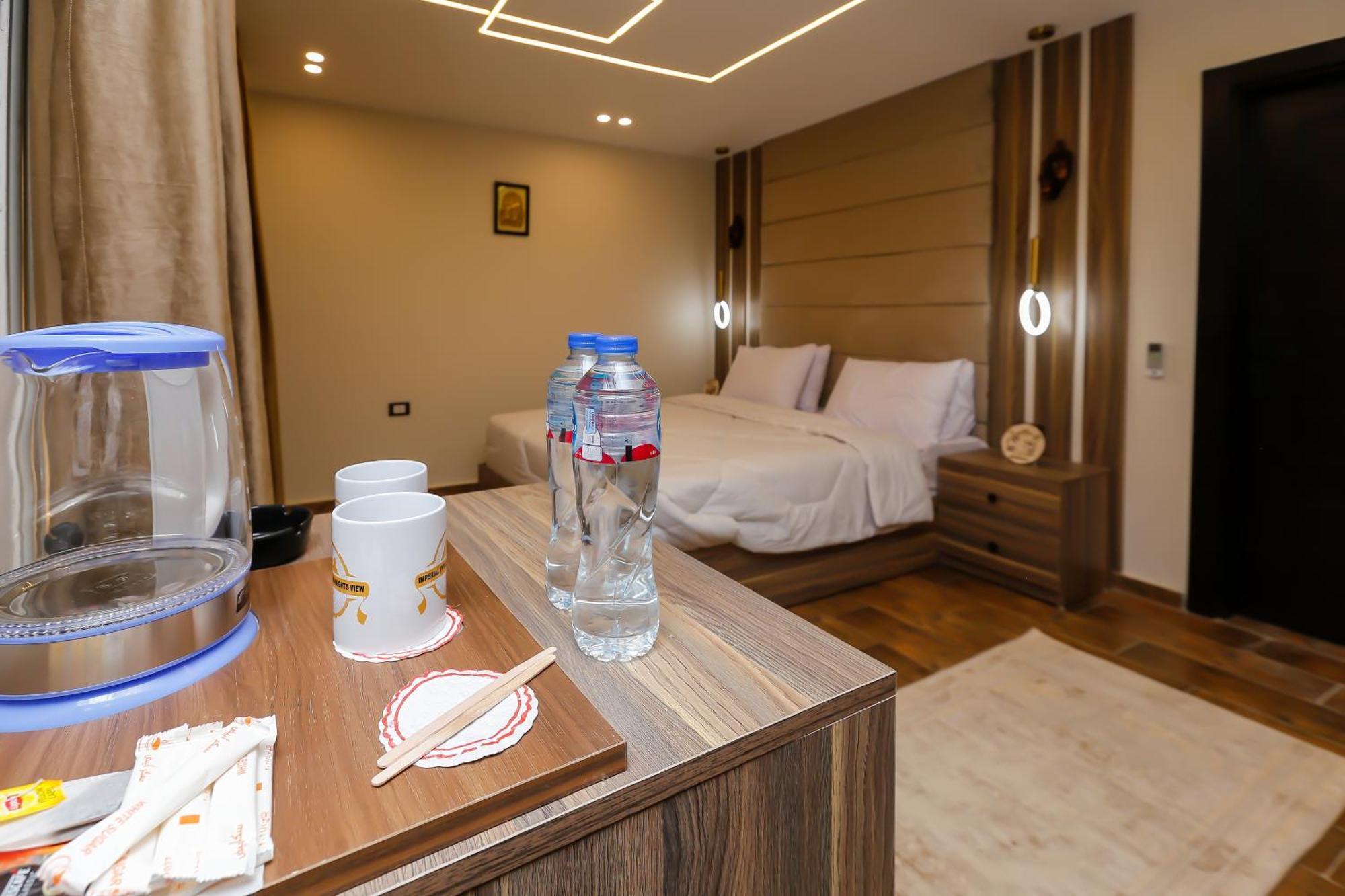 Nazlet el-Sîsi Imperial Pyramids Heights View Bed & Breakfast エクステリア 写真