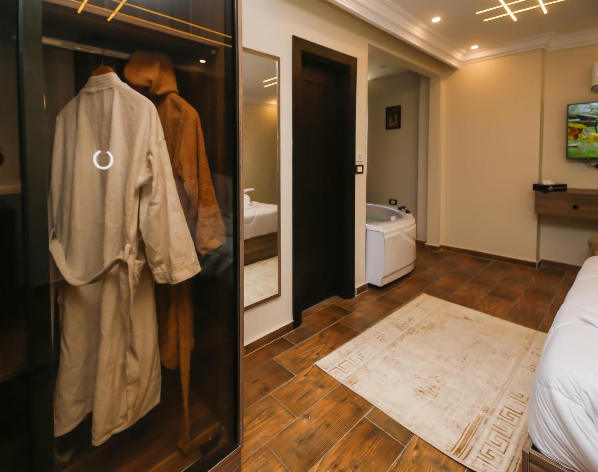 Nazlet el-Sîsi Imperial Pyramids Heights View Bed & Breakfast エクステリア 写真