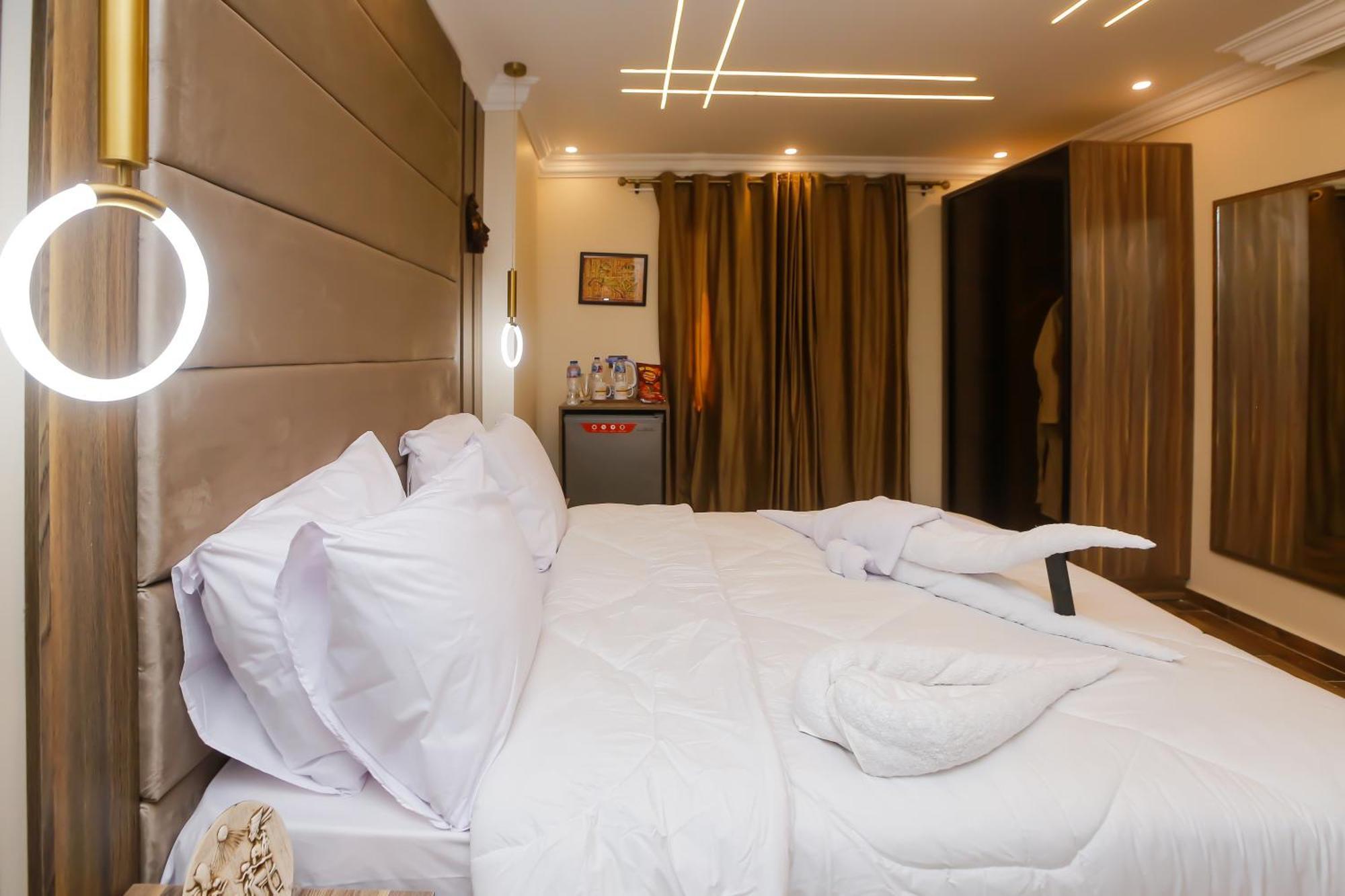 Nazlet el-Sîsi Imperial Pyramids Heights View Bed & Breakfast エクステリア 写真