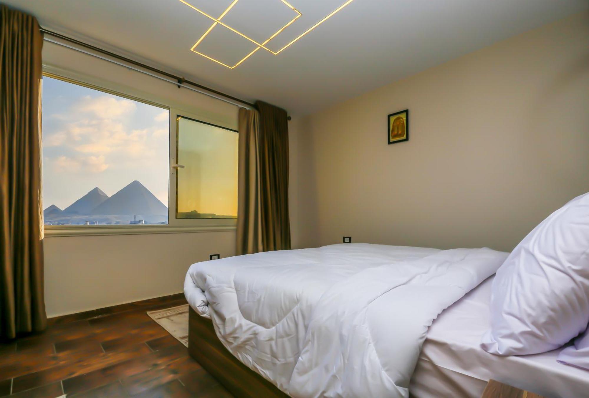 Nazlet el-Sîsi Imperial Pyramids Heights View Bed & Breakfast エクステリア 写真