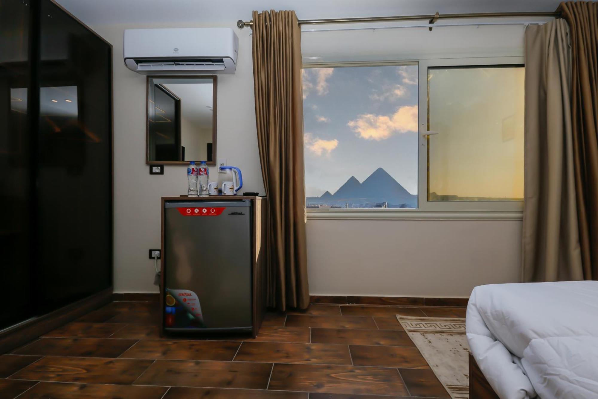 Nazlet el-Sîsi Imperial Pyramids Heights View Bed & Breakfast エクステリア 写真